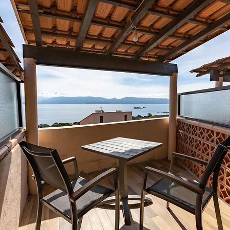 Апартаменты La Punta Geronimi Порто-Полло Экстерьер фото