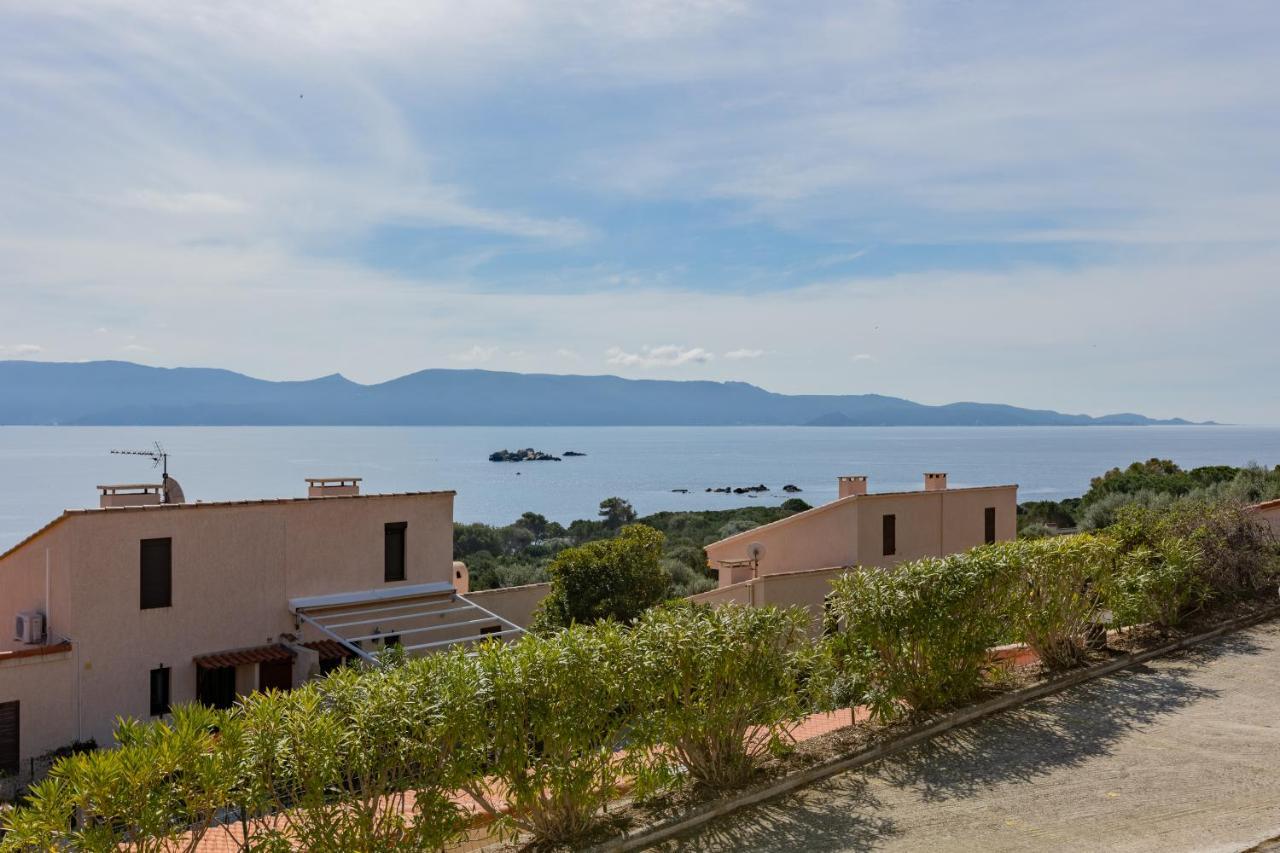 Апартаменты La Punta Geronimi Порто-Полло Экстерьер фото